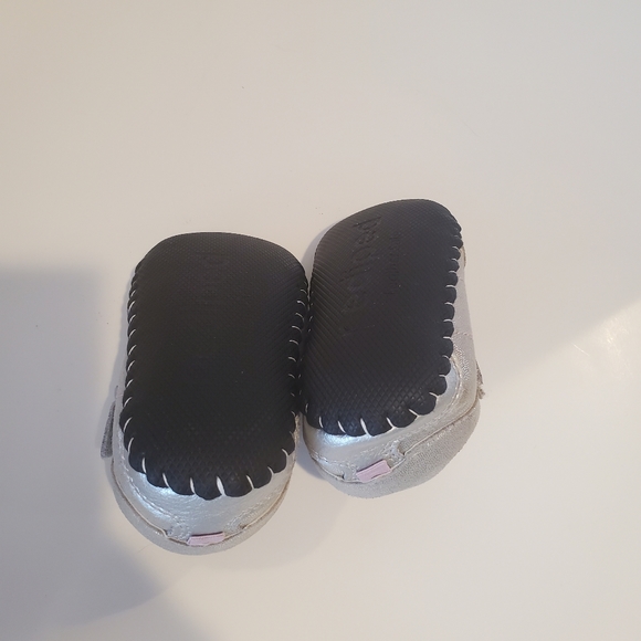 Pediped leather sole crib shoe - Picture 2 of 3